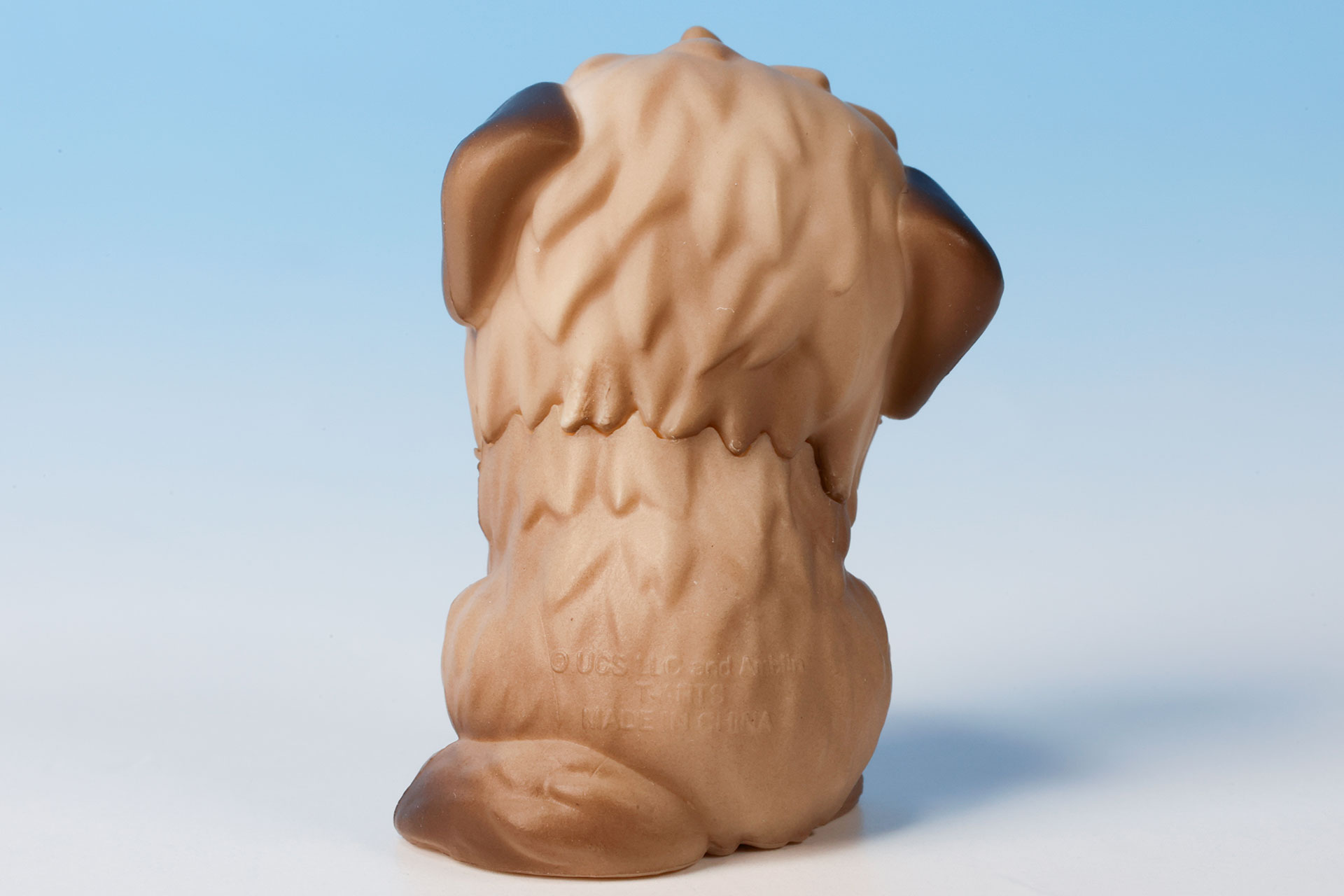 細かい彩色が施されているのがわかる