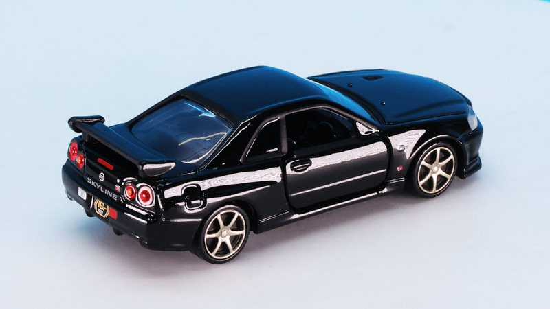 大きなリアウイングが迫力満点