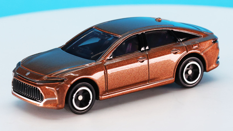 ブロンズカラーがとてもキレイです