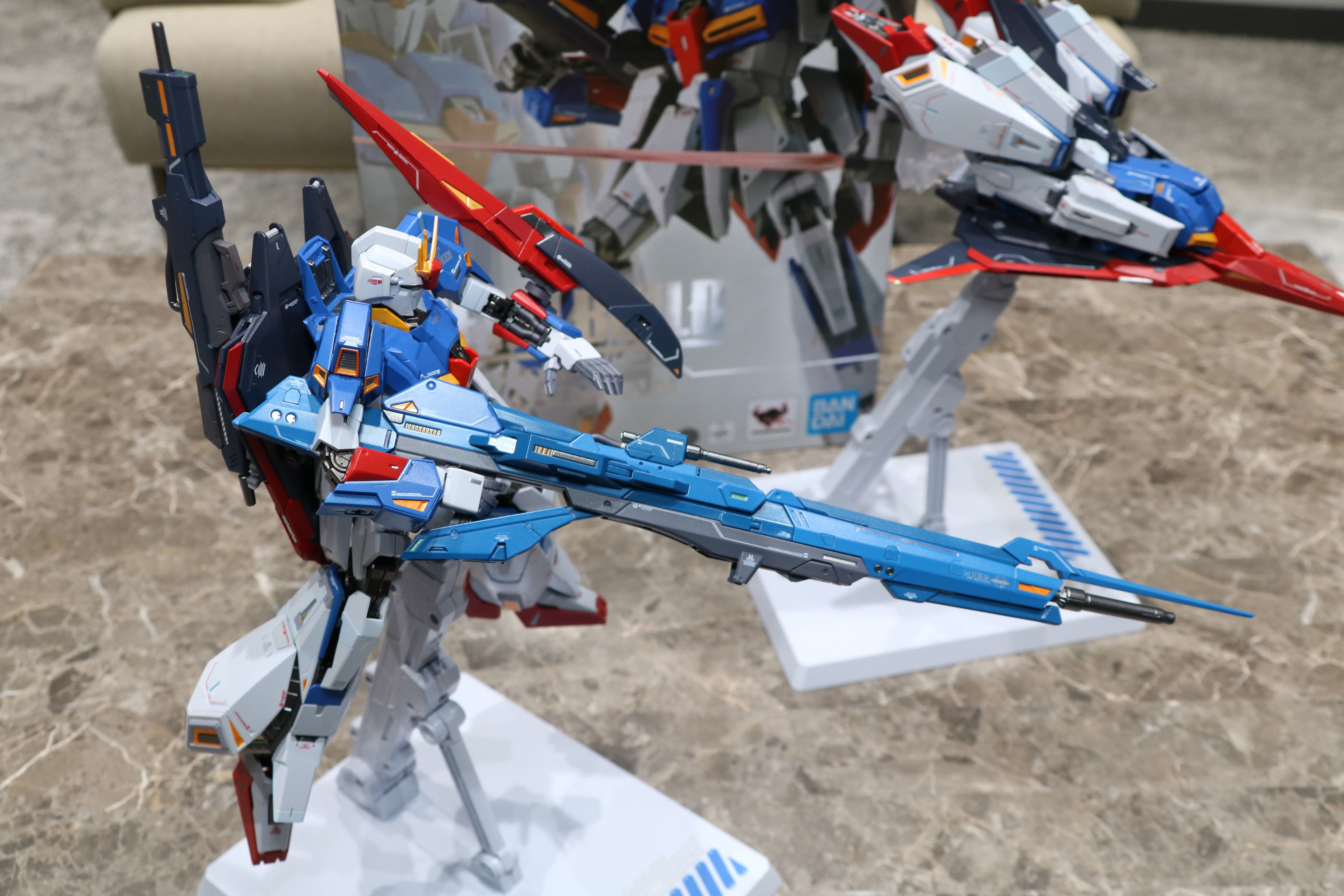 大迫力の「METAL BUILD ハイパー・メガ・ランチャー オプションセット」<br />※画像は試作品を使用しています