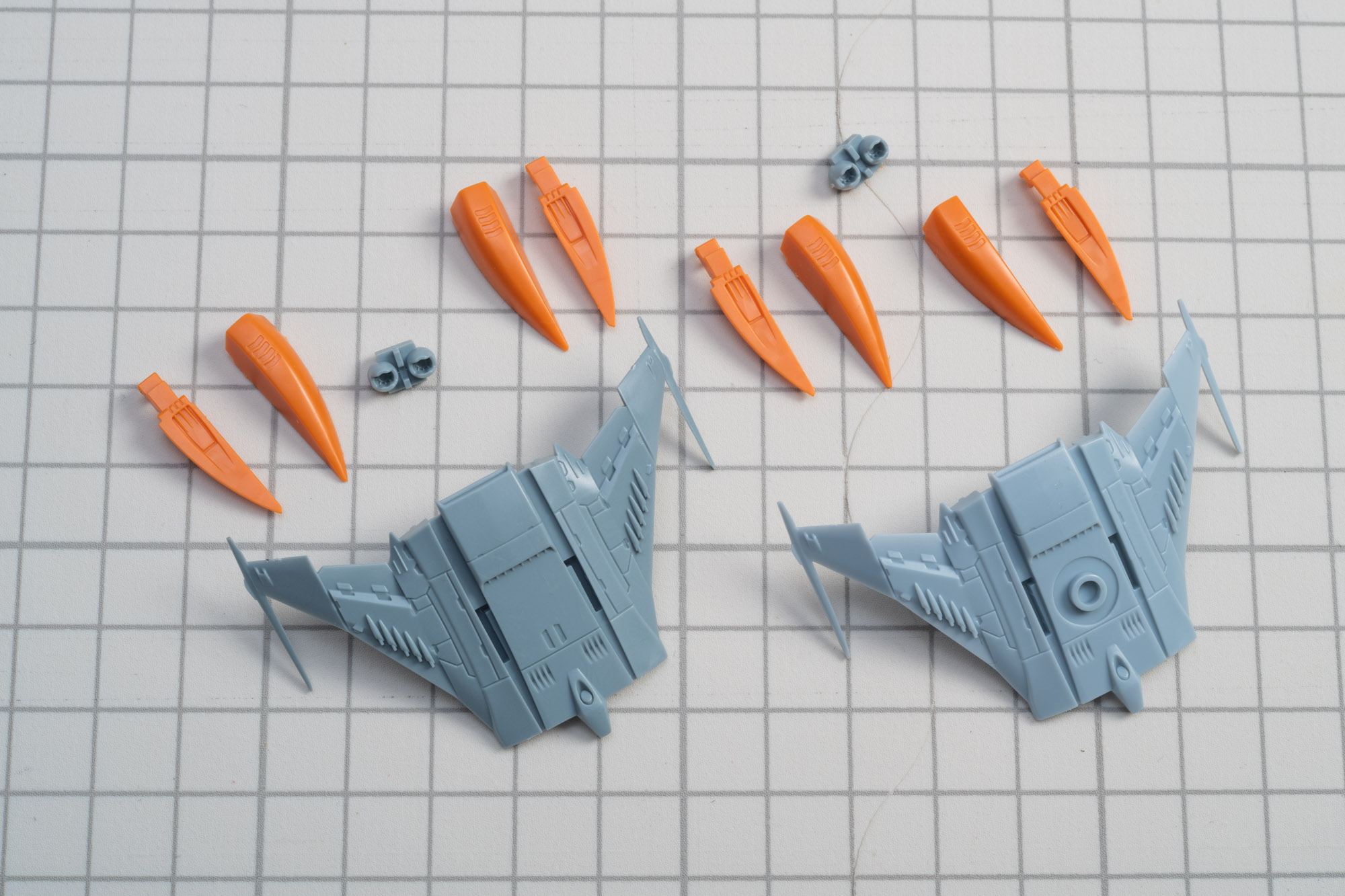 まずはボディから作成していく。銃座付きと通常タイプとなっている。今回は銃座付きを作成する。