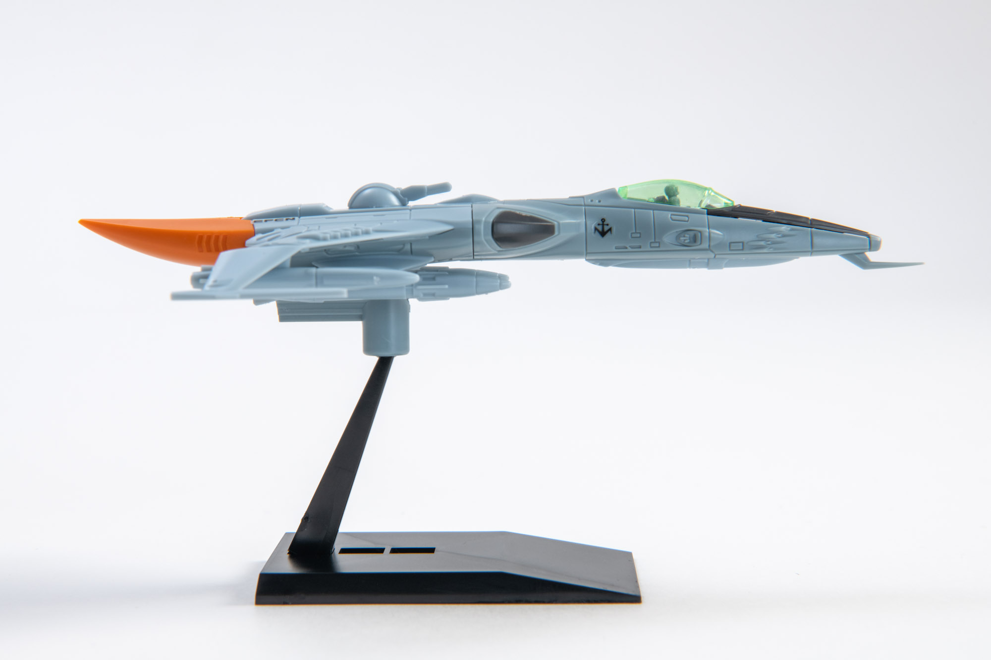 まずはコスモタイガーIIの全景。シールのディテールアップは見事だと感じた。