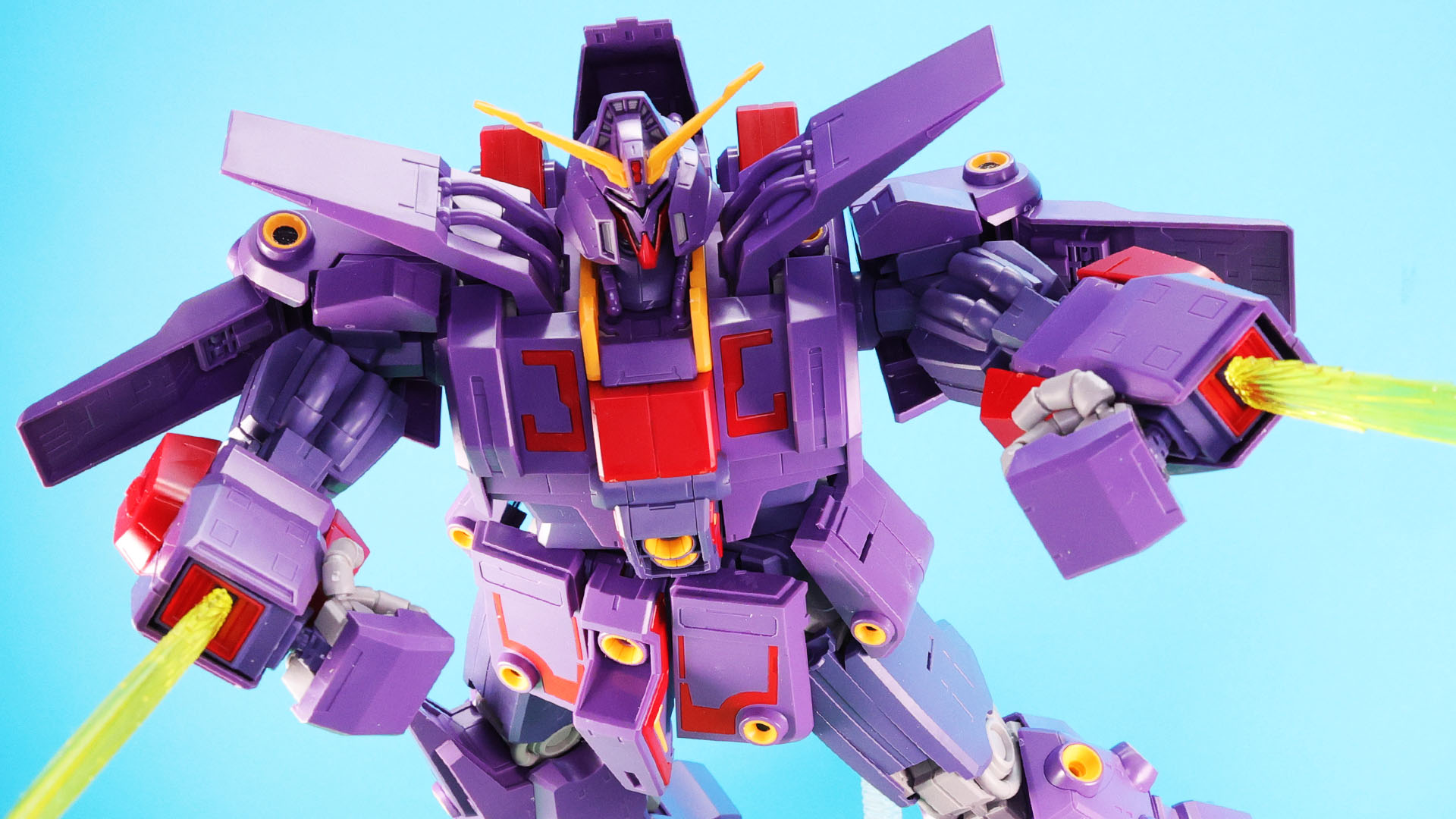 実際に振り回されたら周囲の敵機はひとたまりもなさそう……