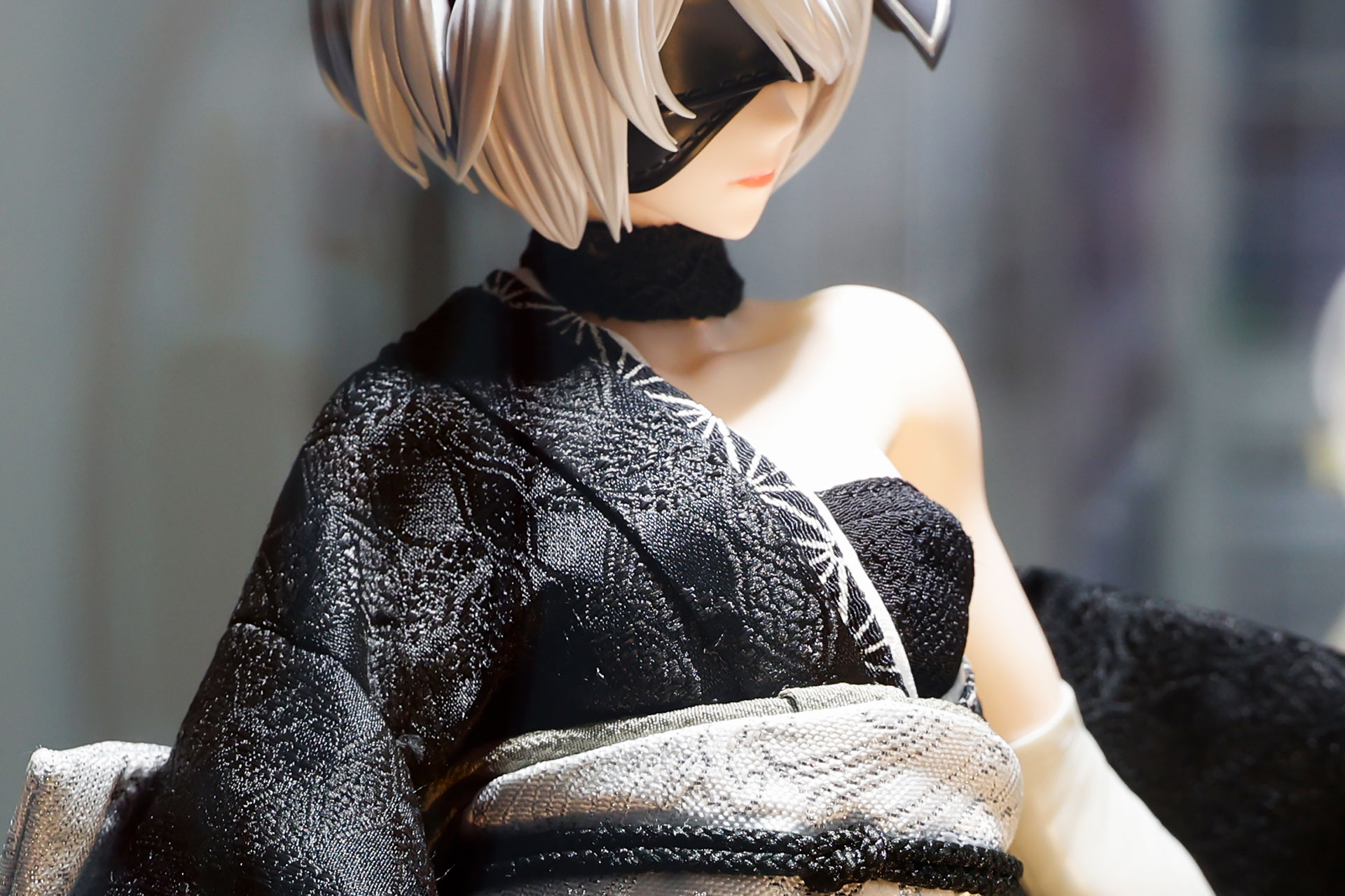 クールに着物を着こなす2B