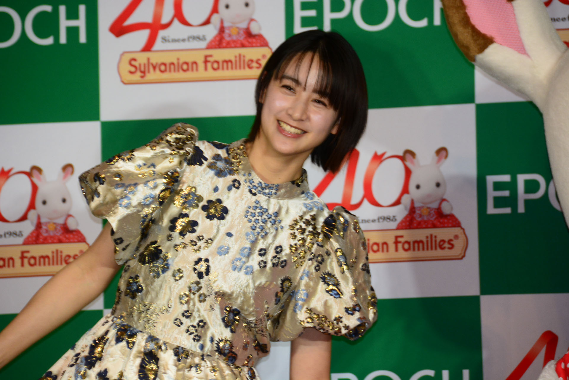フレアちゃんと一緒に登場した山本美月さん