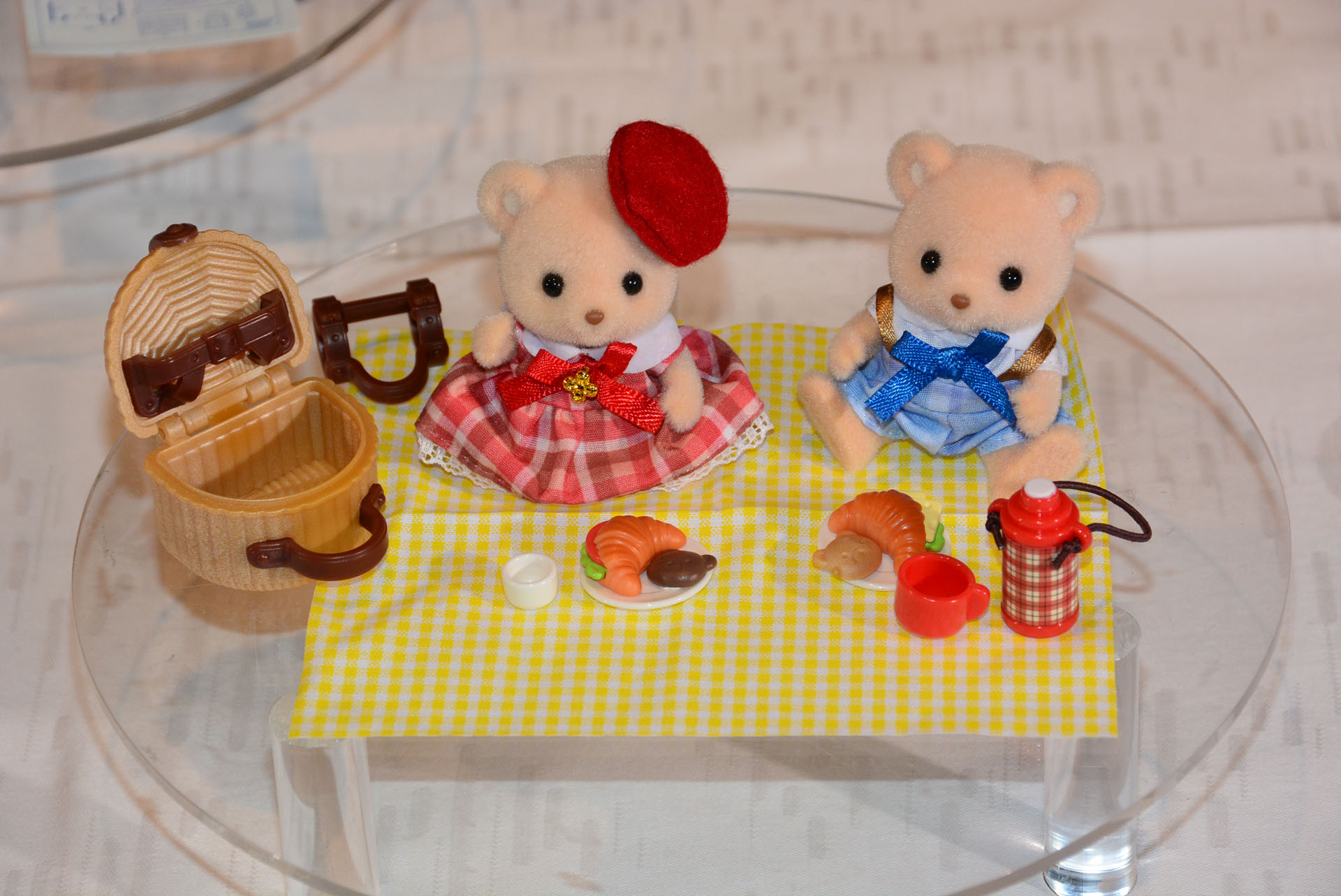 「ビスケットクマのきょうだい-ピクニックランチセット-」、2月発売。価格は3,600円