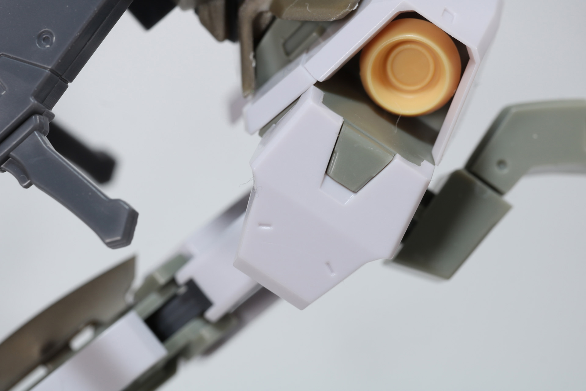 サブアームの肩部