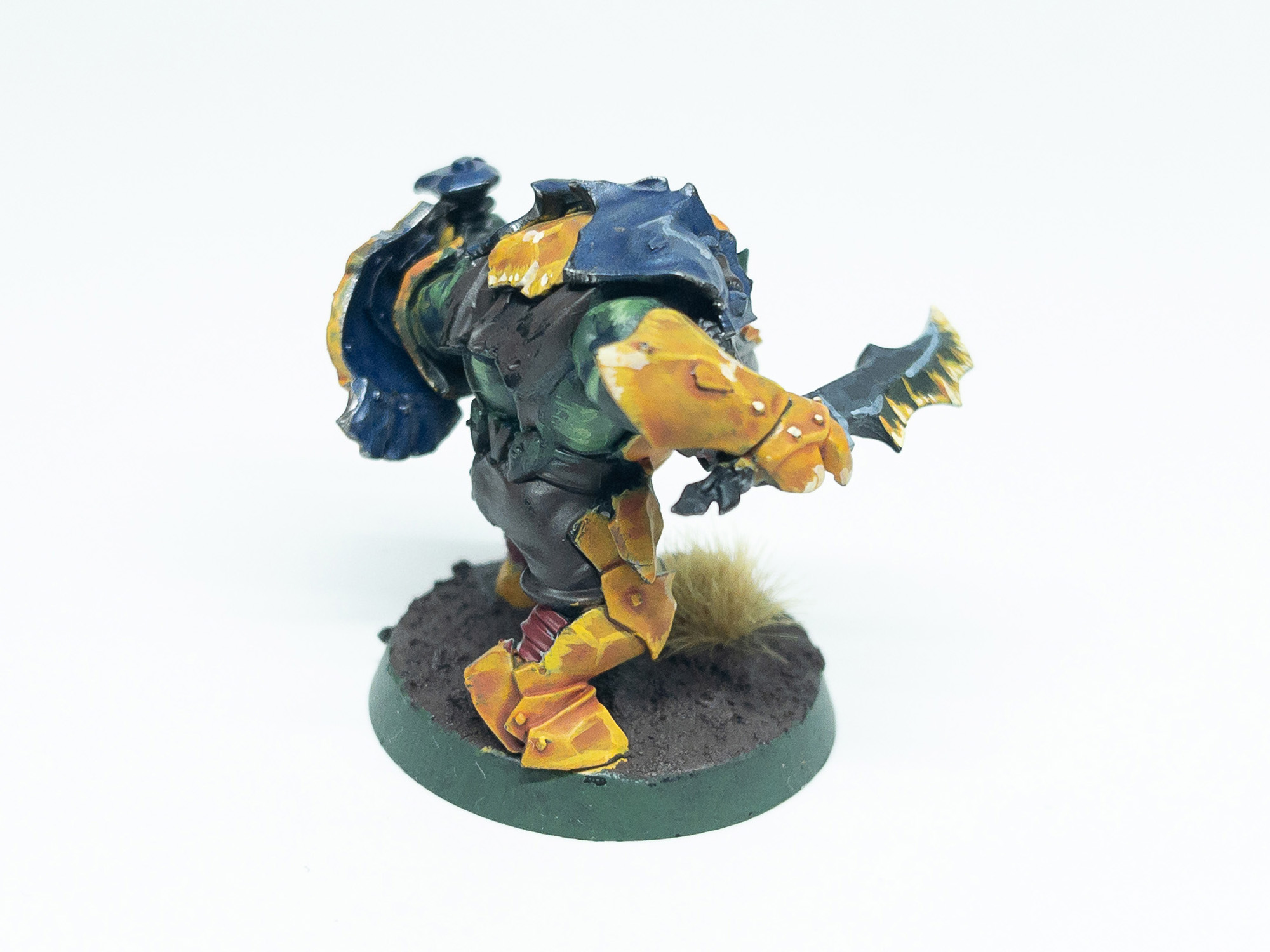 手前に写っている黄色い部分に不自然な出っ張りがあることが分かるだろうか