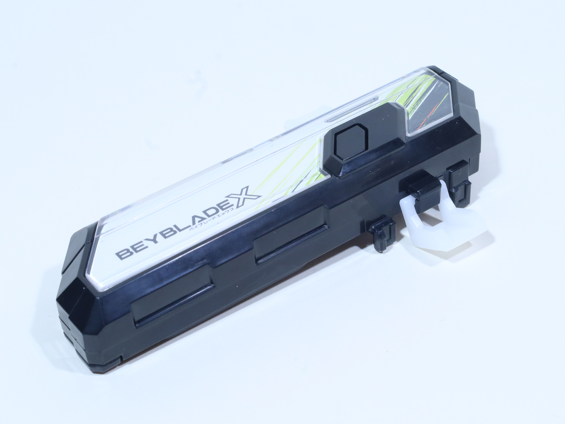 別売の「ベイバトルパス」を使う事で、シュートパワーの計測が可能になる