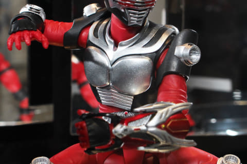 特別企画】「S.H.Figuarts（真骨彫製法） 仮面ライダー龍騎」が8月に