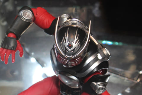 特別企画】「S.H.Figuarts（真骨彫製法） 仮面ライダー龍騎」が8月に