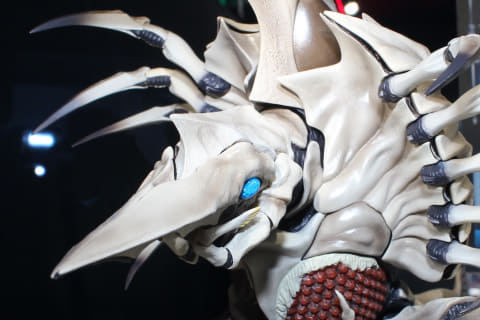 特別企画】全長約400mmの大ボリューム！ 飛翔形態も再現できる