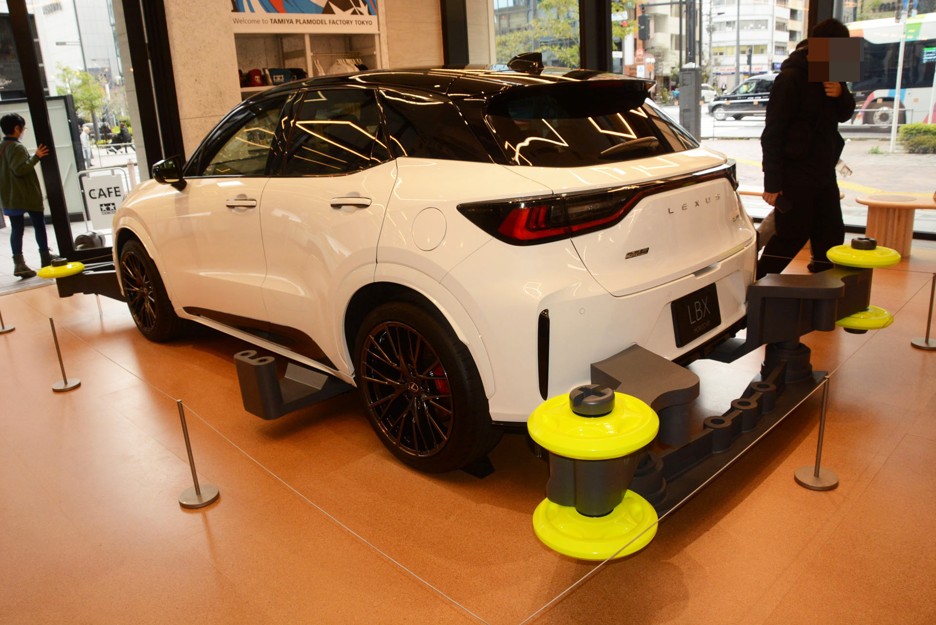 人がいると実車としての大きさがしっかりわかる