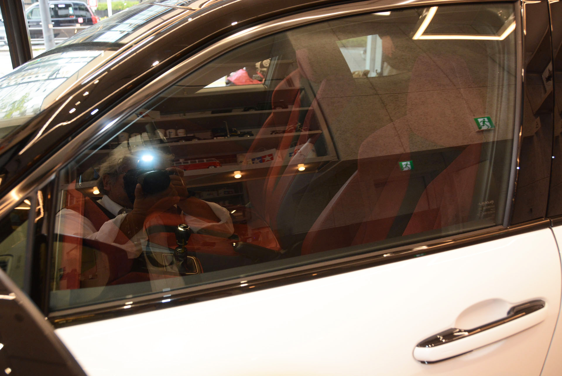 「LEXUS LBX MORIZO RR」は非常に人気が高く、購入を希望しても数ヶ月待ちという状態だ。高級車である実車を間近で見れるというのも本展時の面白さの1つだ