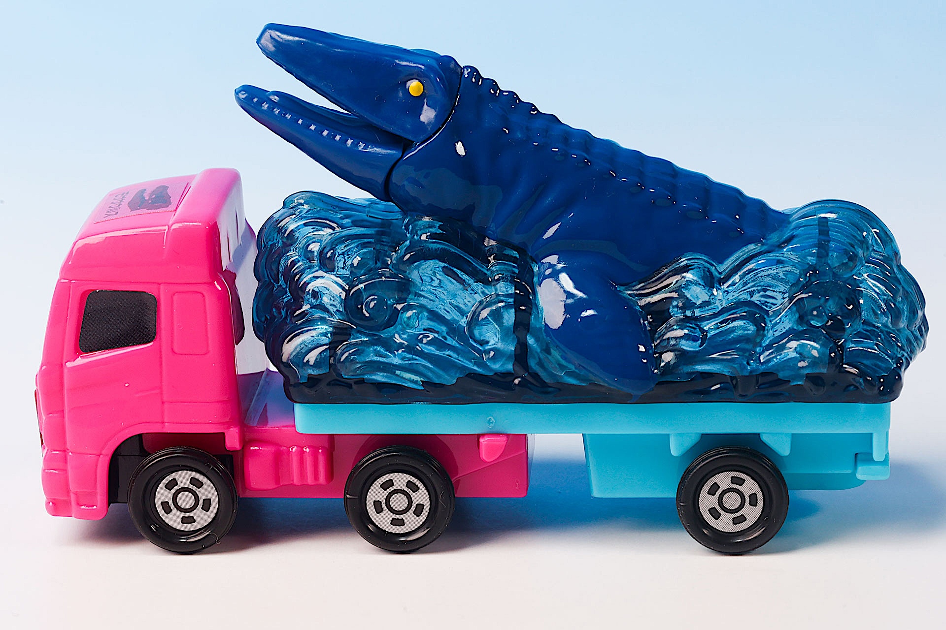 太古の昔から蘇ってきたモササウルス!?