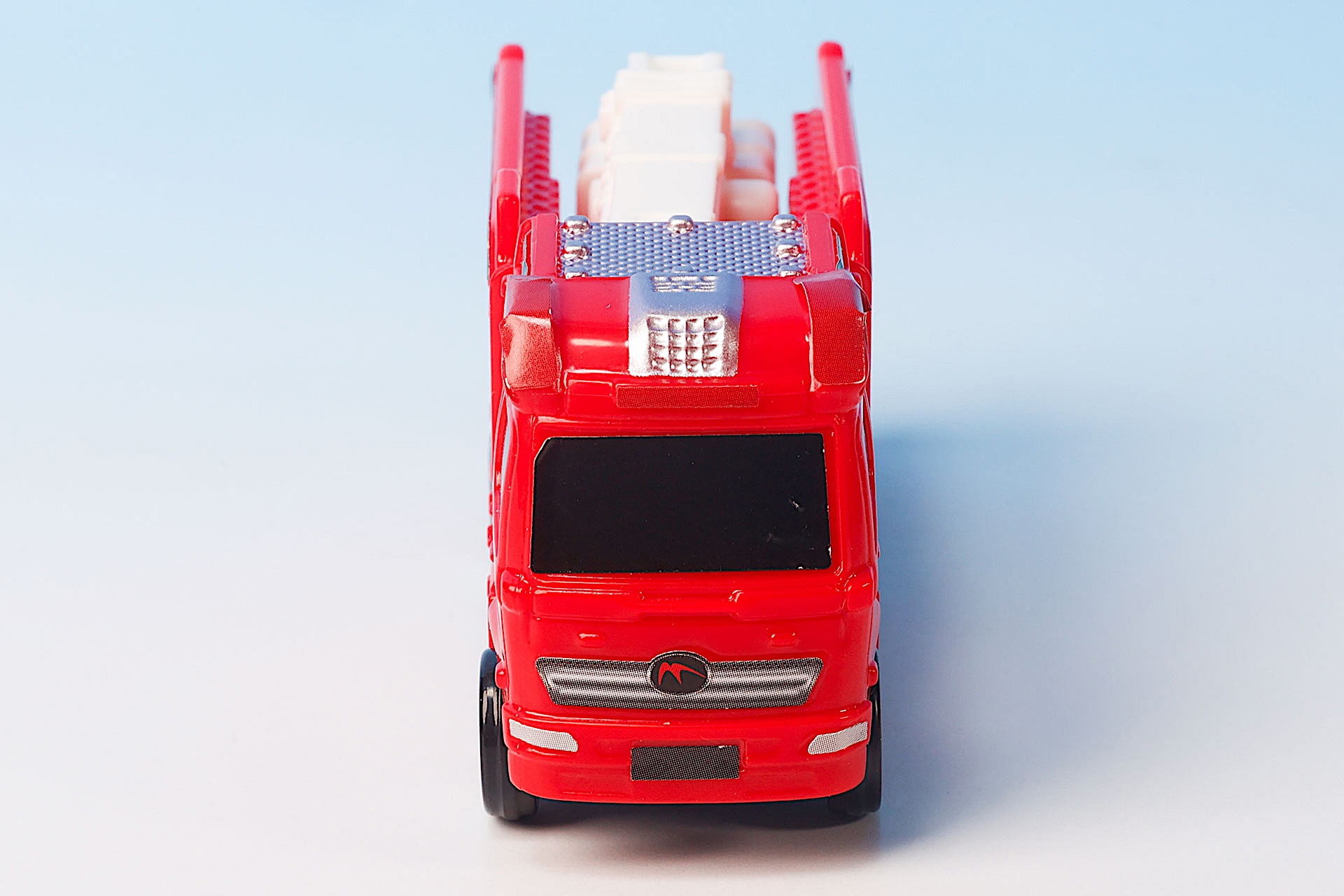 大きな車両らしい見た目だ