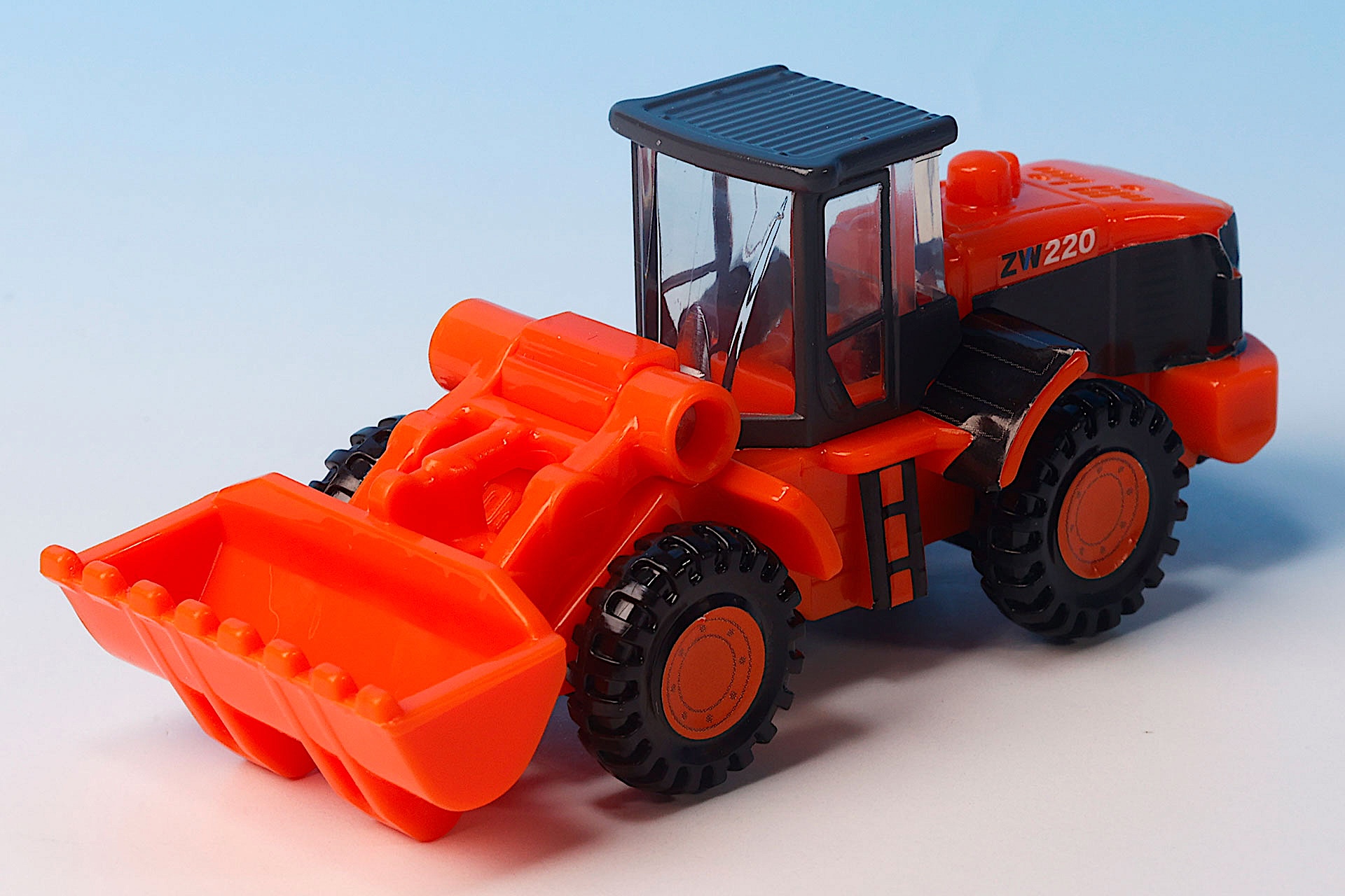 ぶっといタイヤがなんともカッコイイ