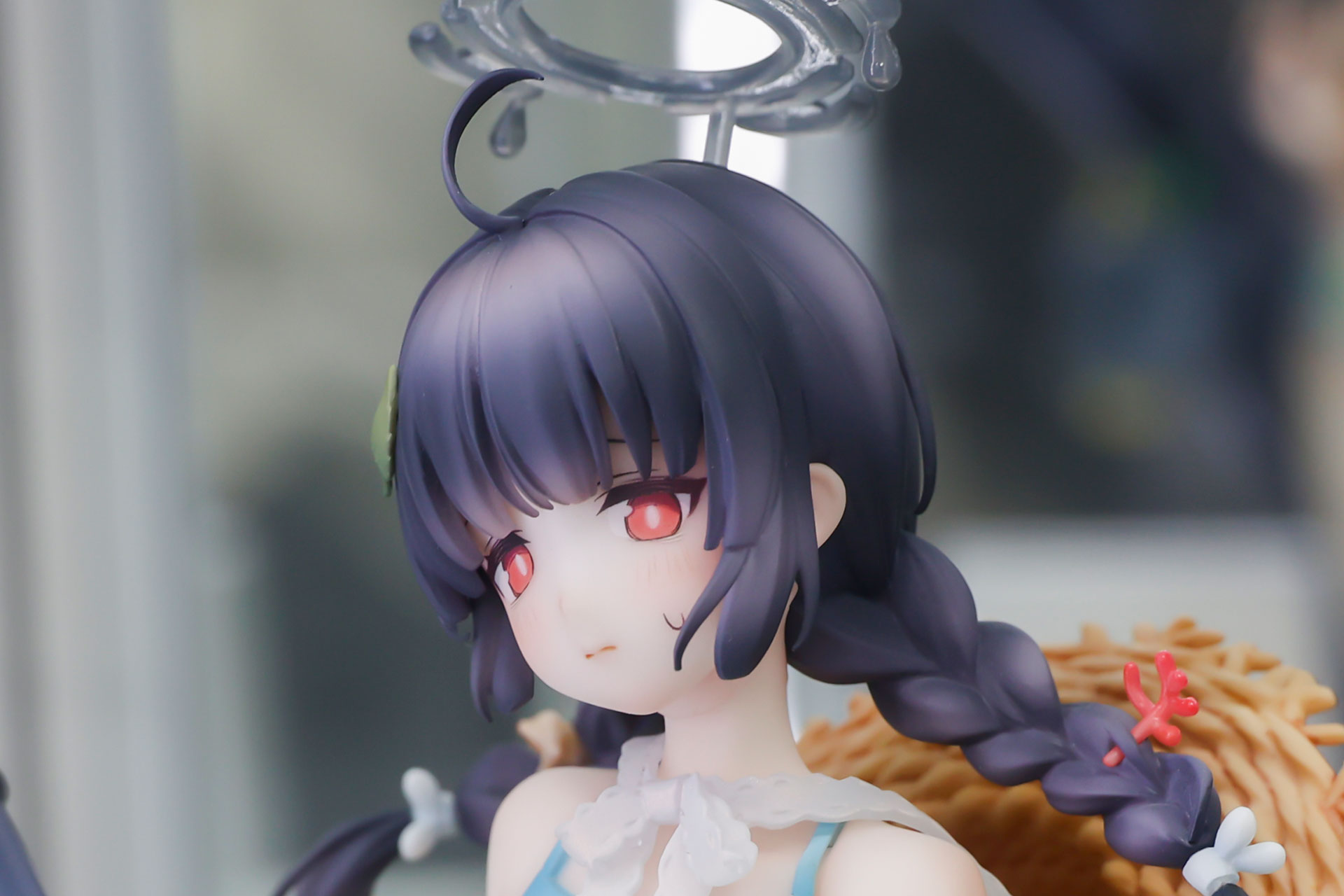 なんともいえない絶妙な表情だ