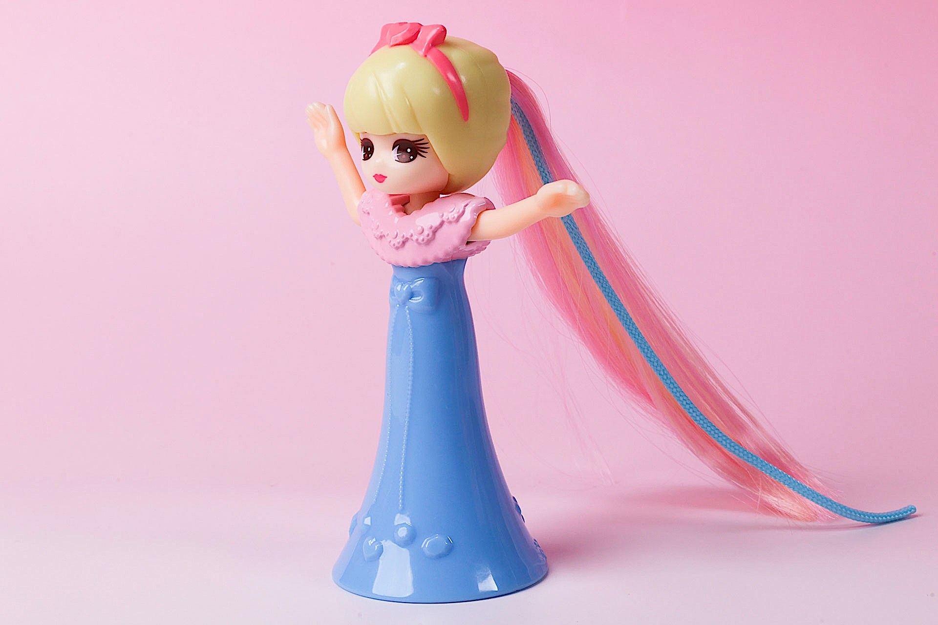 ポーズも独特だ