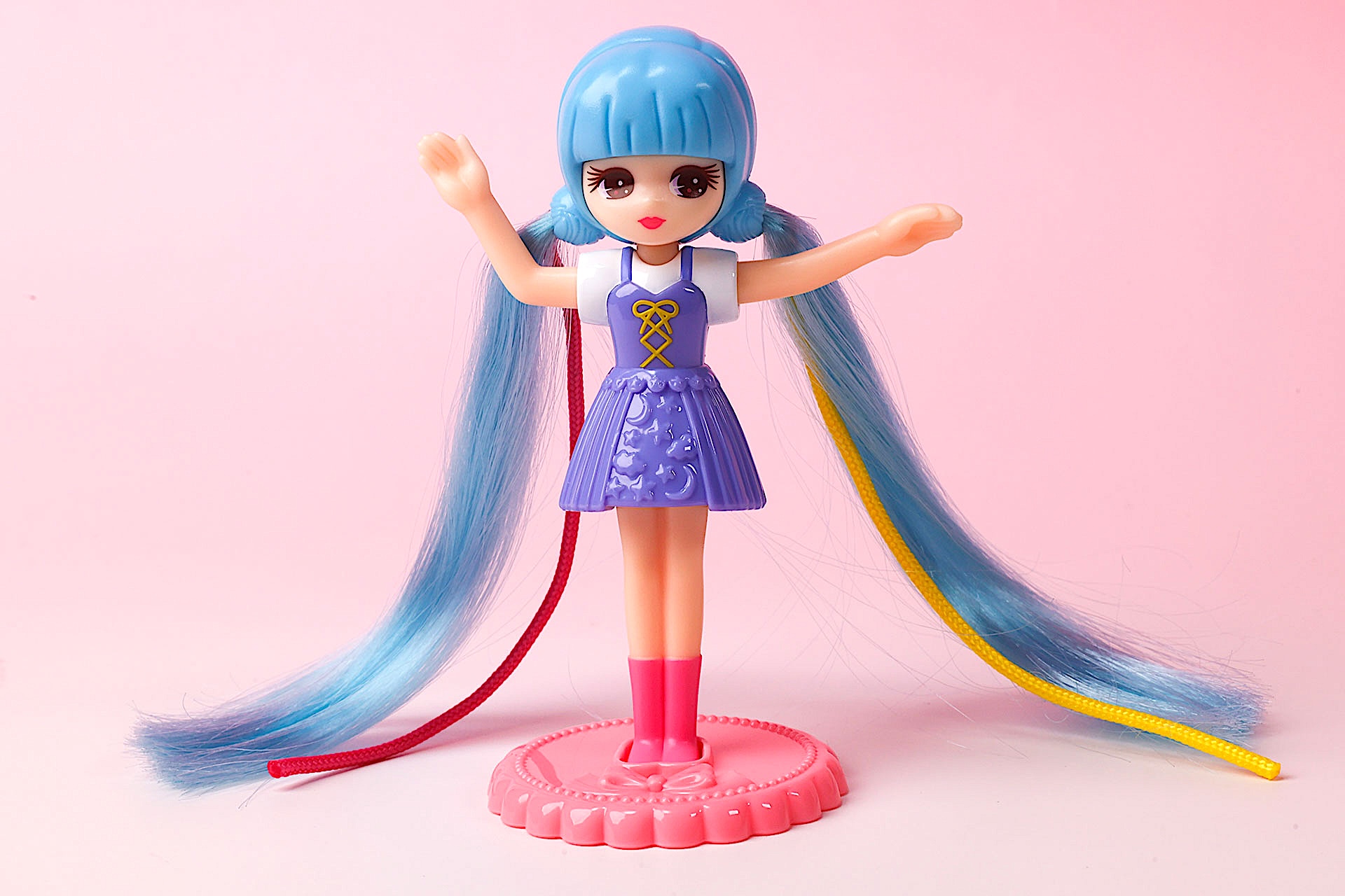 こちらも付属を取り付けて立たせている