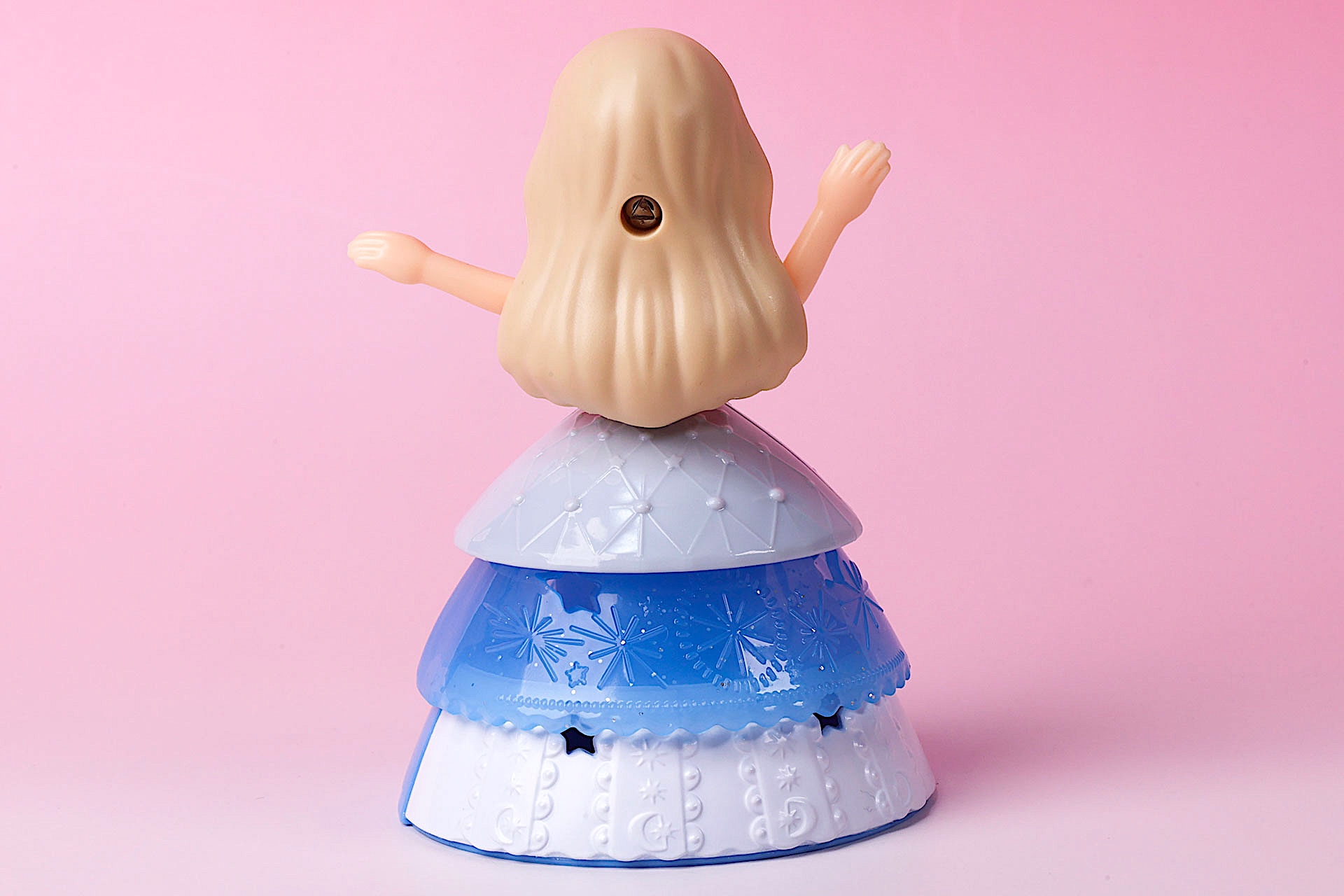 他の第2弾のおもちゃとパーツを取り替えることも可能だ