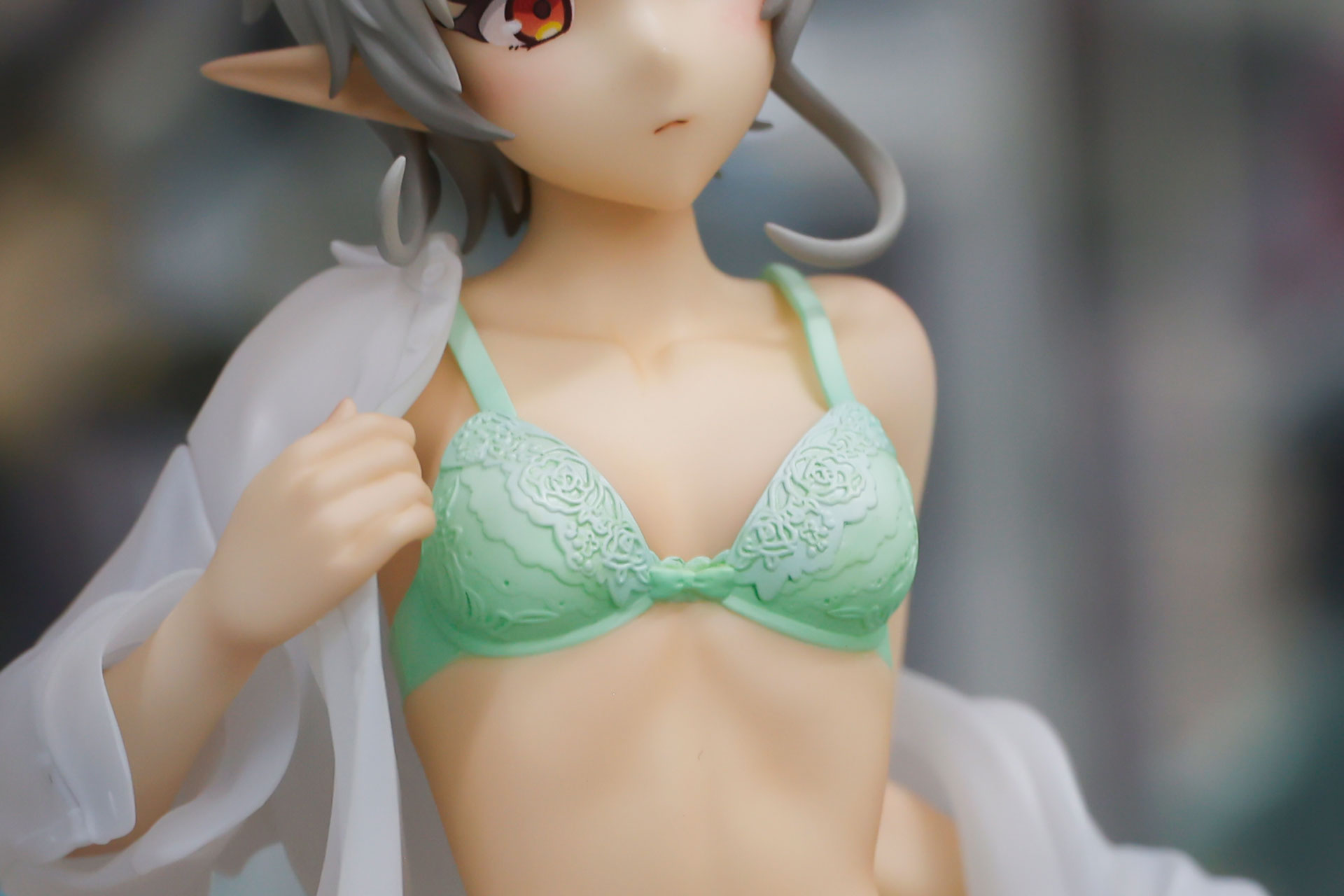 ほっそりとした体つきだ