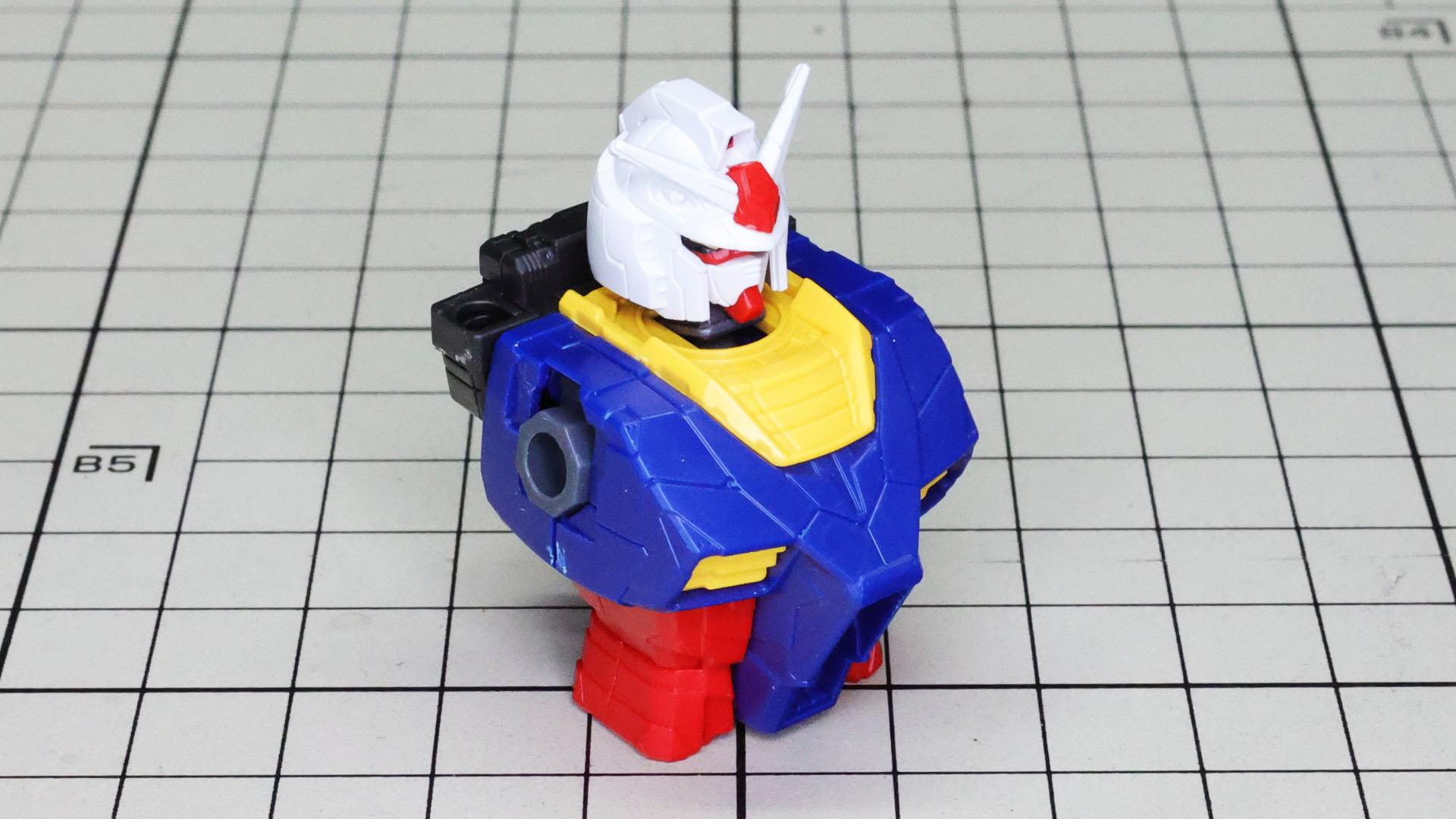 アンテナを組み付けてボディとドッキングさせました