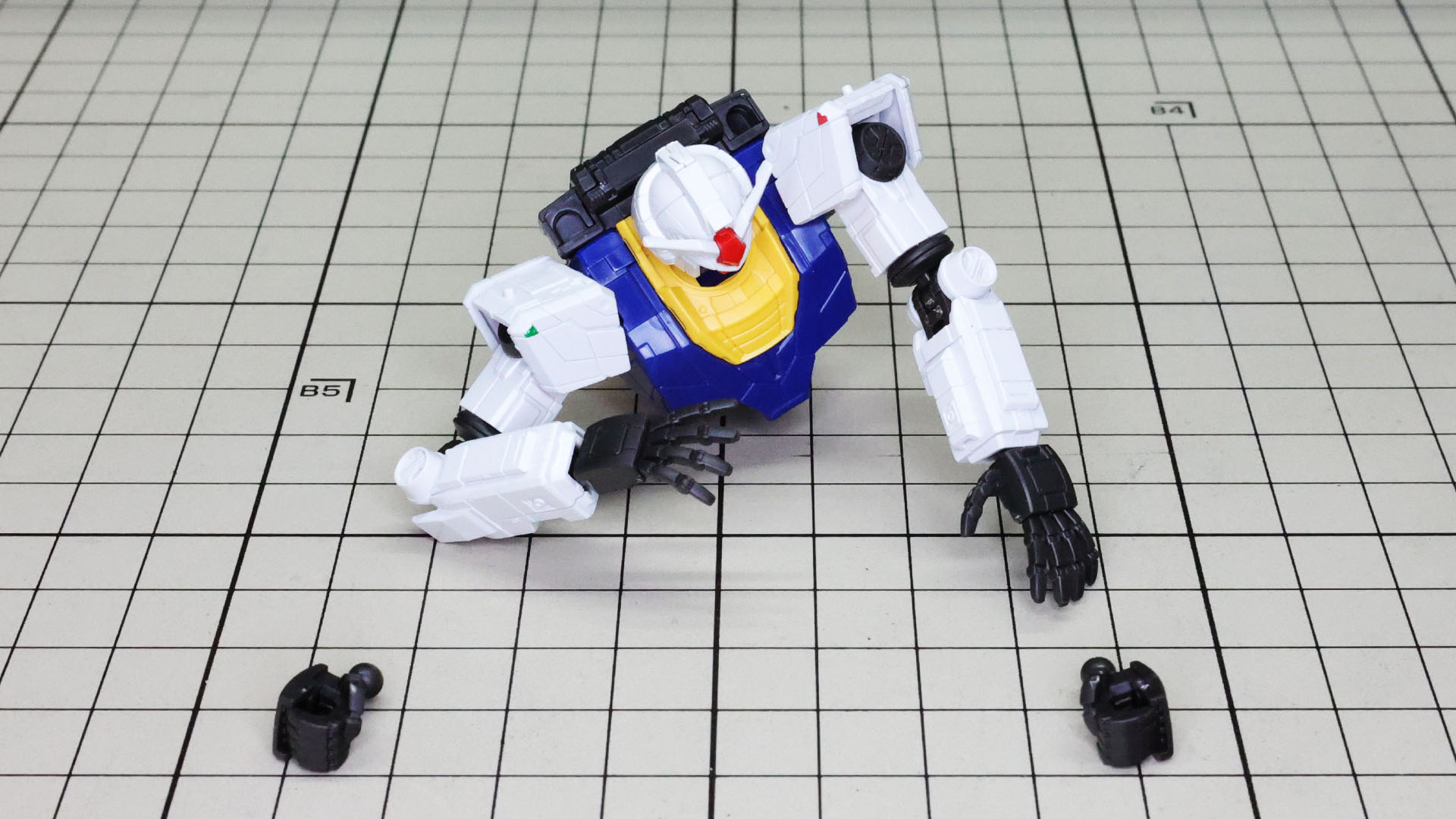 肩も大きくボディに乗せられる可動性能を持っています