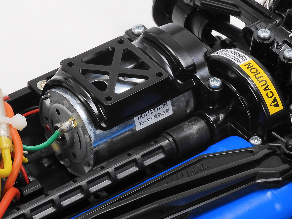 モーターカバーは取り外し可能な冷却用ダクトも用意。写真はダクトを取り外した状態。