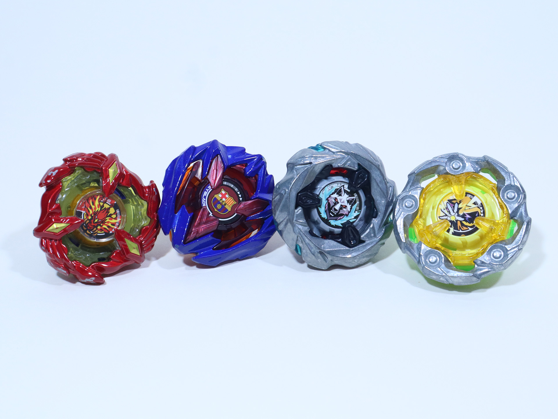 筆者が今回チョイスしたブレードはベタだが、定番の「ウィザードロッド」と「フェイニックスウイング」、「ドランバスター」、「シルバーウルフ」の4つ