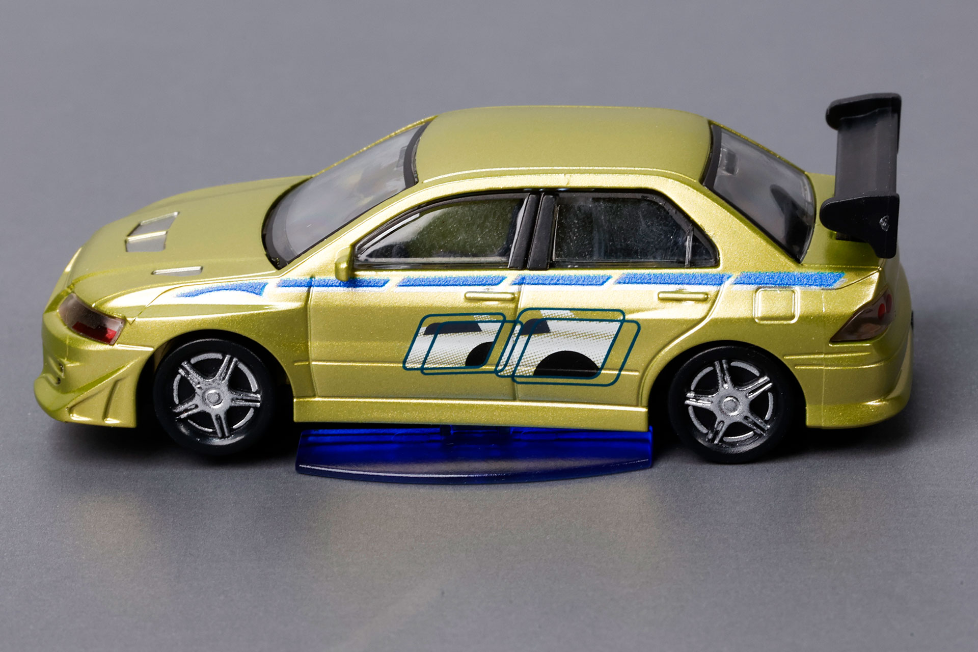 小さい割には細部まで作り込まれている