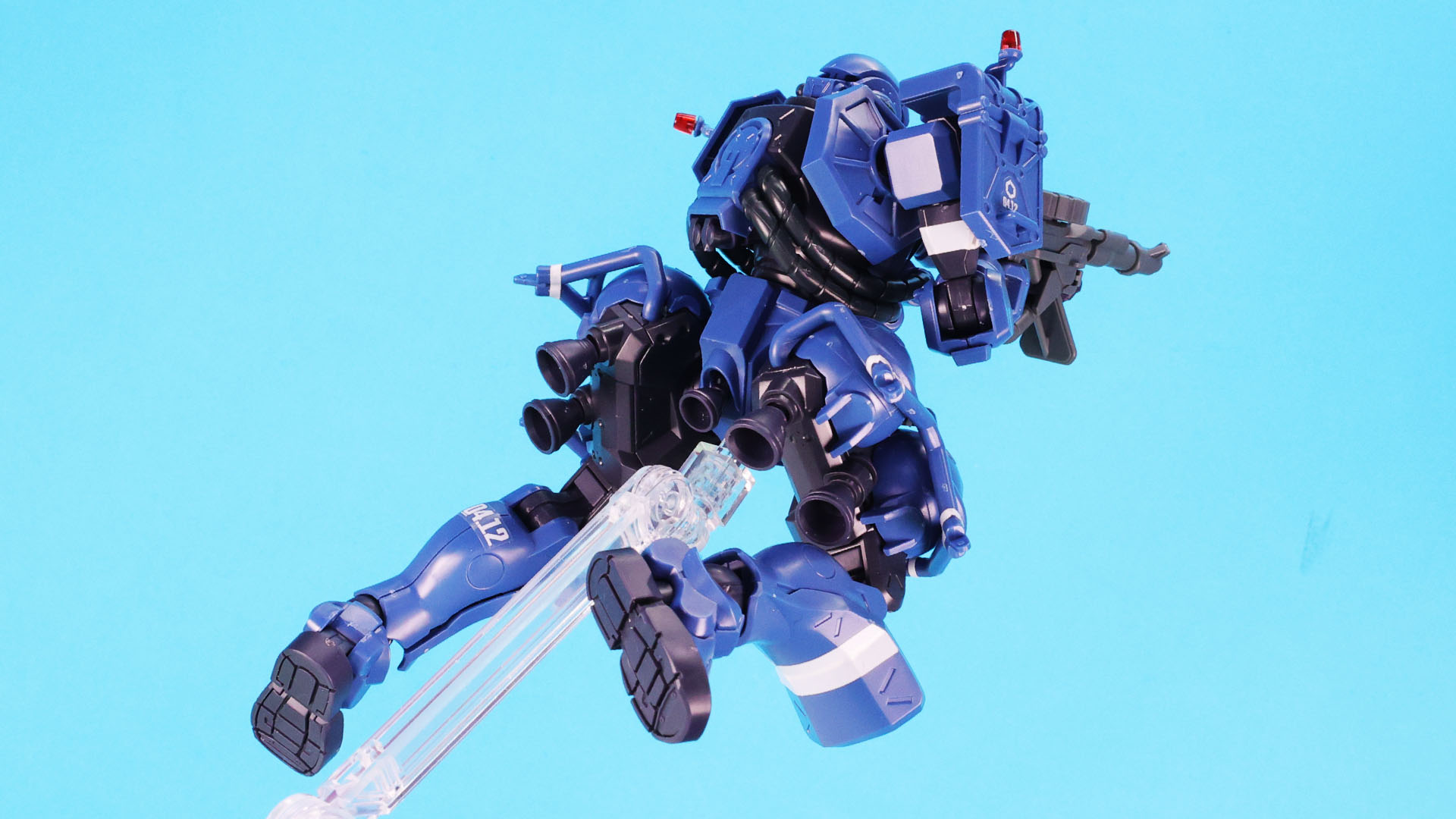 機動性が高そうなノズル群を下半身に集約