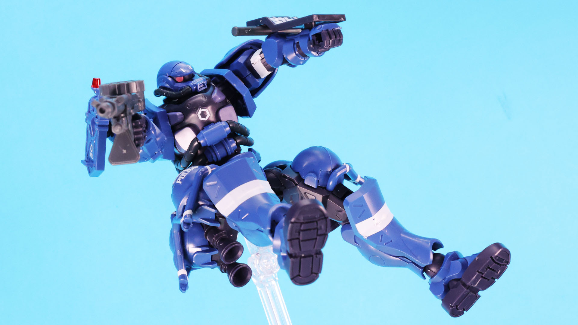 大ぶりなアクションも似合う！