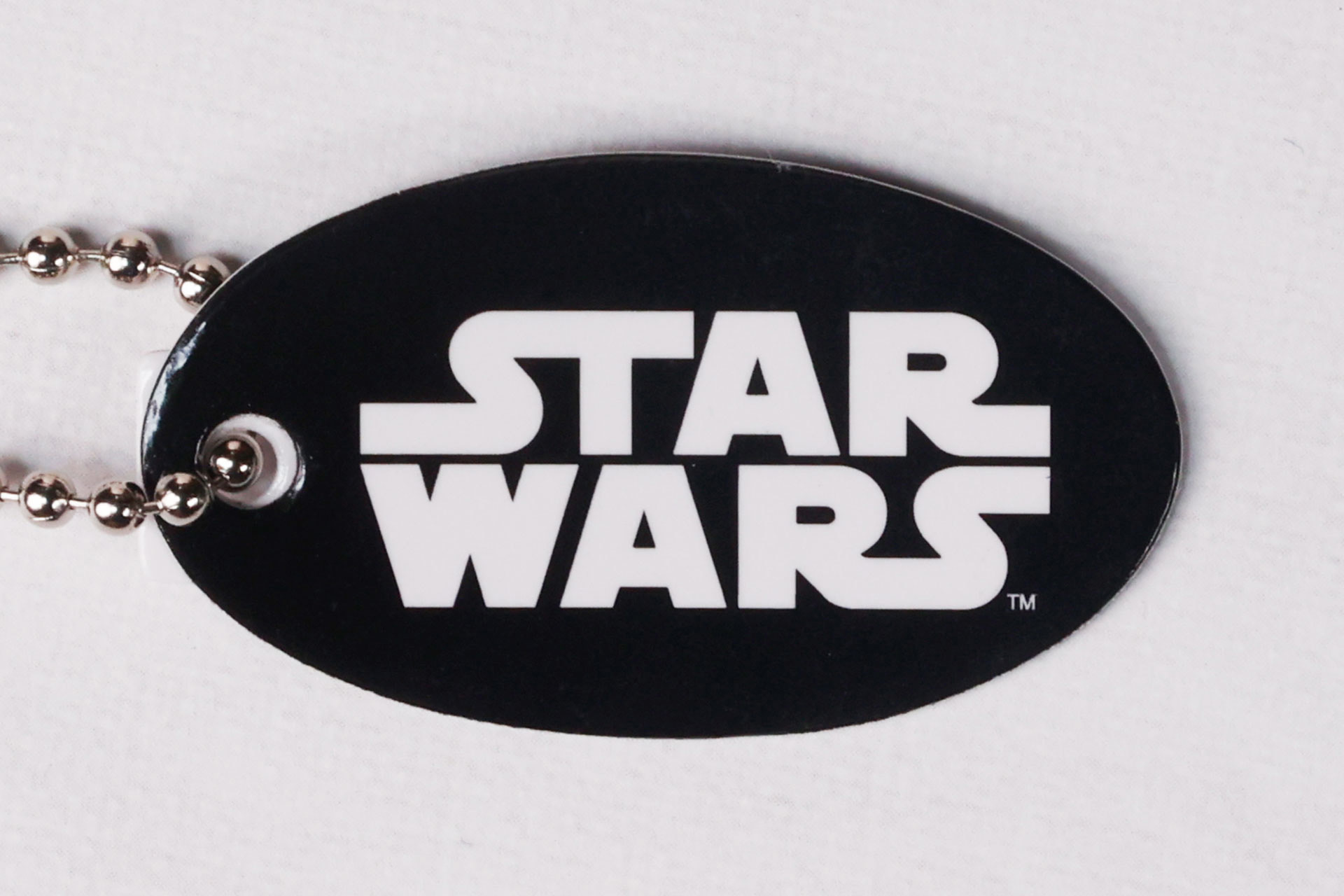 「スター・ウォーズ」グッズであることを同時にアピールできる