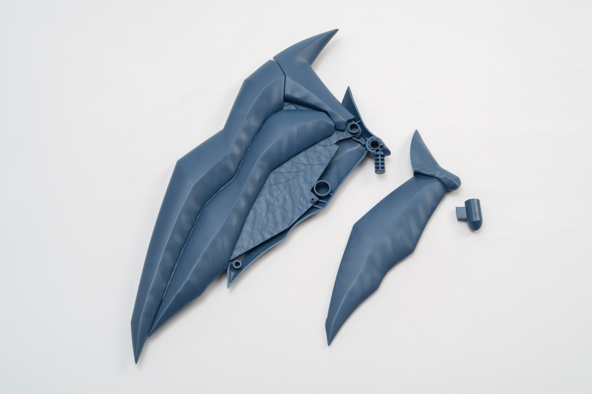 一番内側を組み立てて片側が完成。