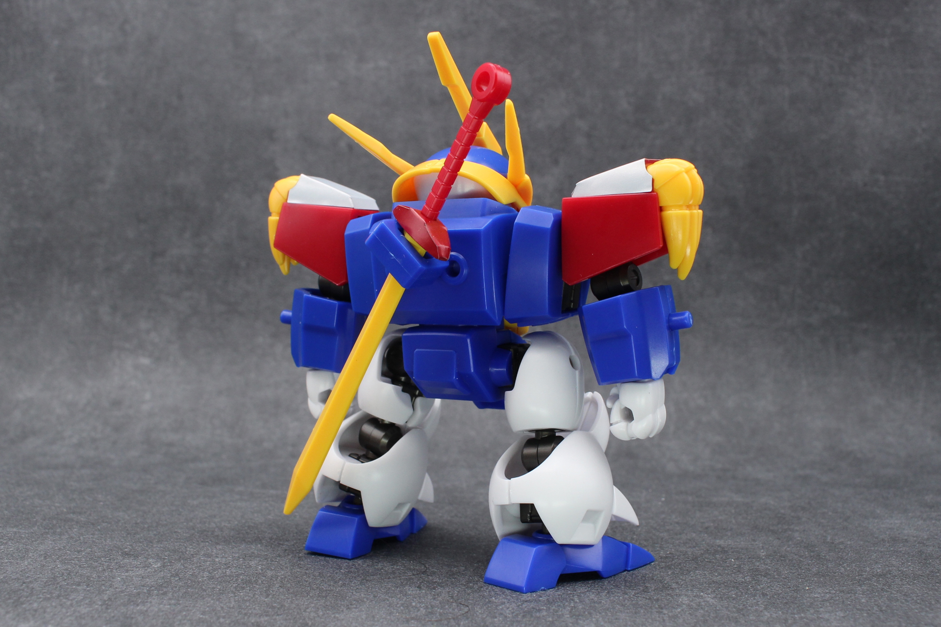 頭部を取り付けて「龍神丸（魔神英雄伝ワタル）」の完成。