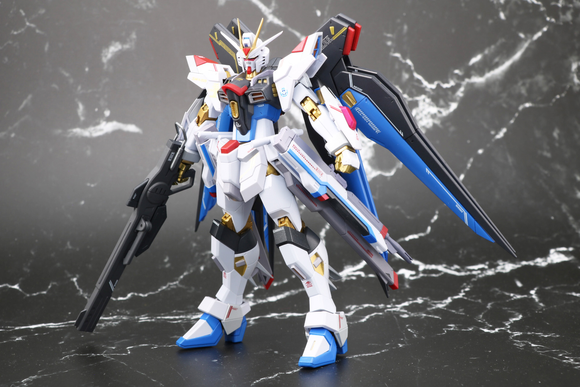 「METAL ROBOT魂 ＜SIDE MS＞ ストライクフリーダムガンダム弐式」