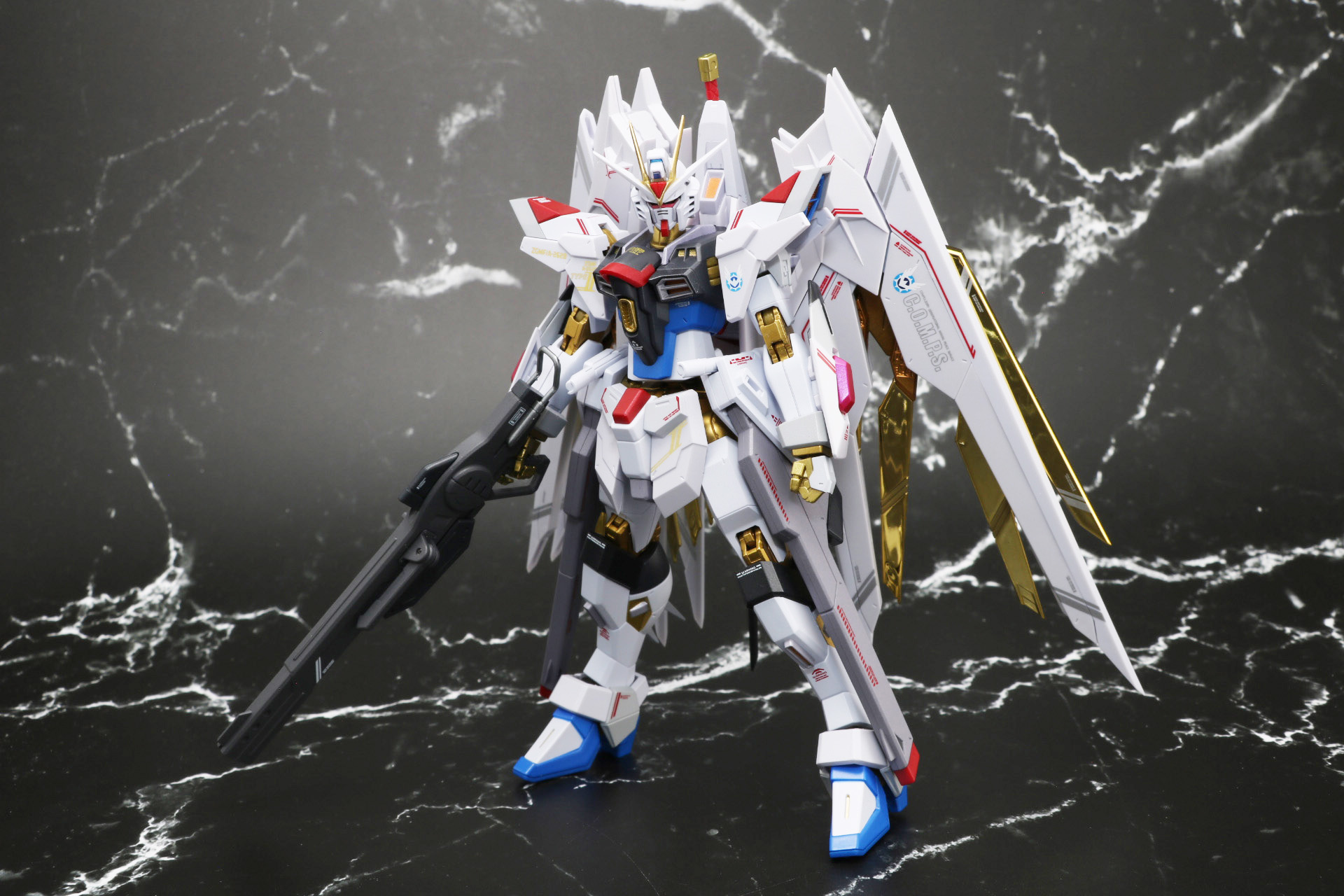 マイティーストライクフリーダムガンダム」