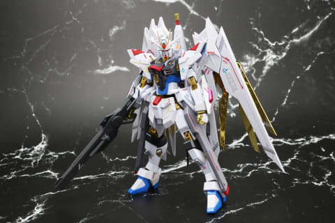 メタルロボット魂 マイティーストライクフリーダムガンダム 51likUZjtGL._UF350,350_QL80_.jpg
