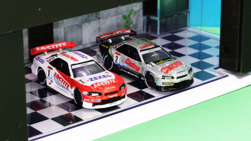 トミカガレージに入れるとNISMOのミュージアムみたい！