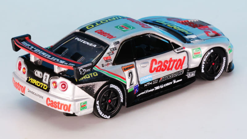 カストロールとヒロトのロゴが大きく描かれたボディ