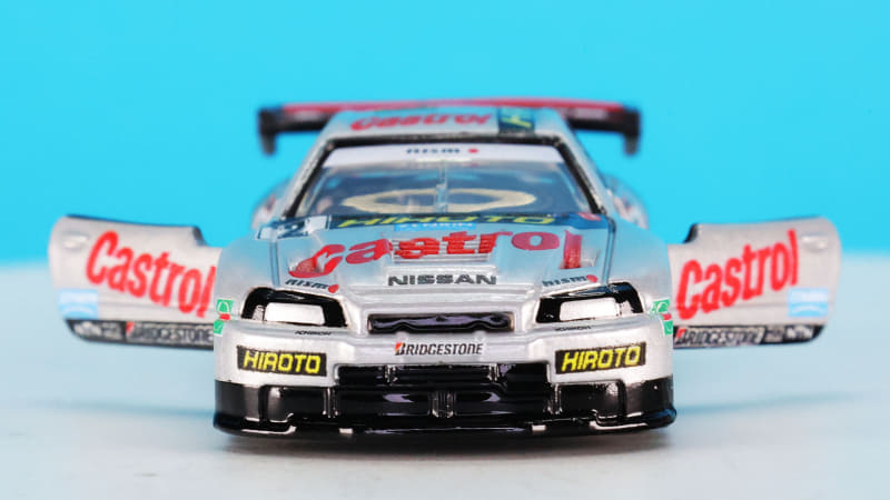 こちらも左右ドア開閉アクション搭載！