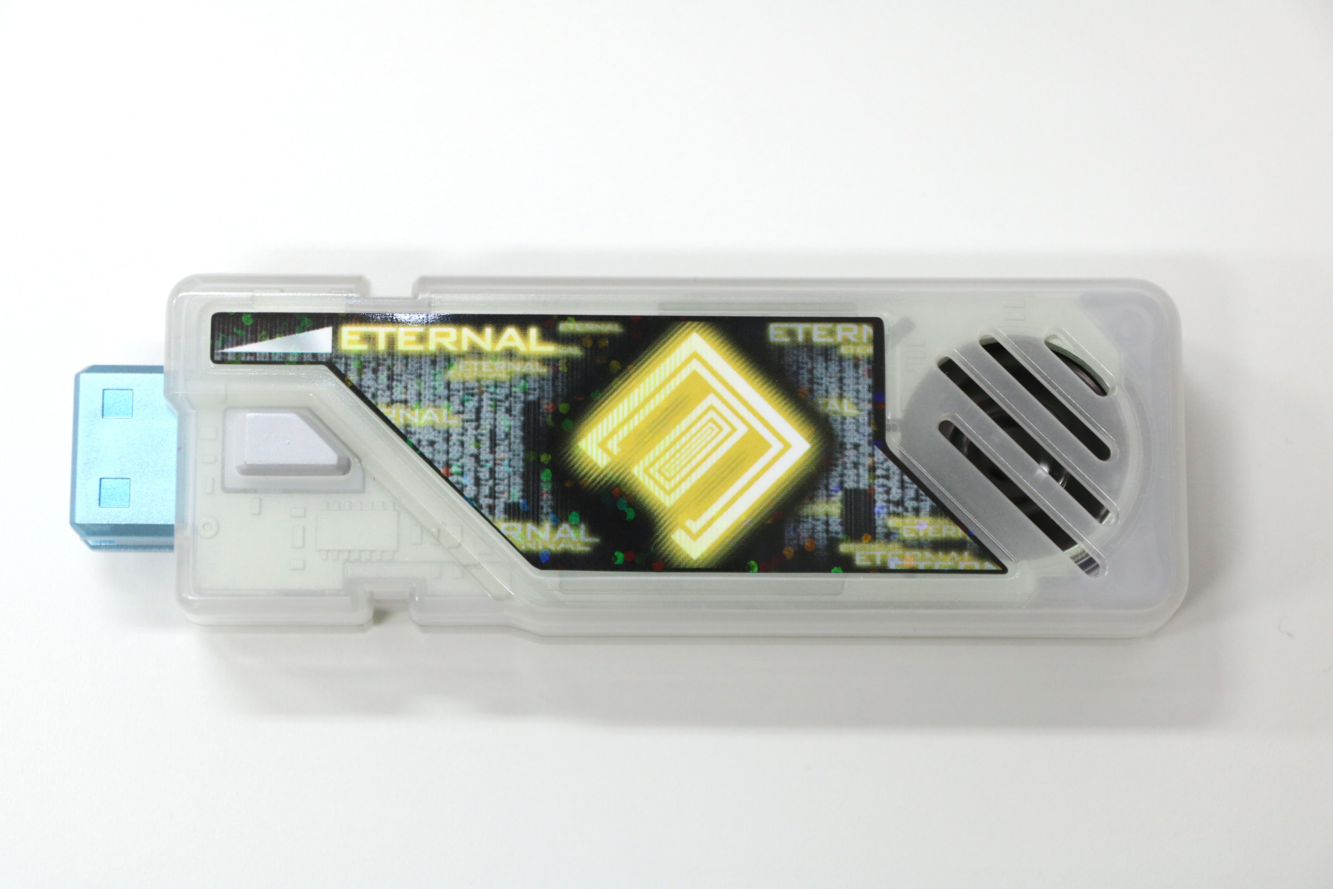 T2エターナルメモリのボタン部分は乳白色<br />※画像は試作品を使用しています