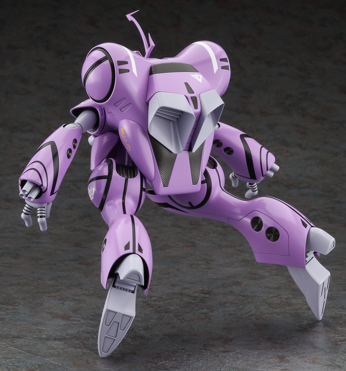 上半身の前から見える部分のみをパーツ化+ヘルメットのシールドを下げた状態