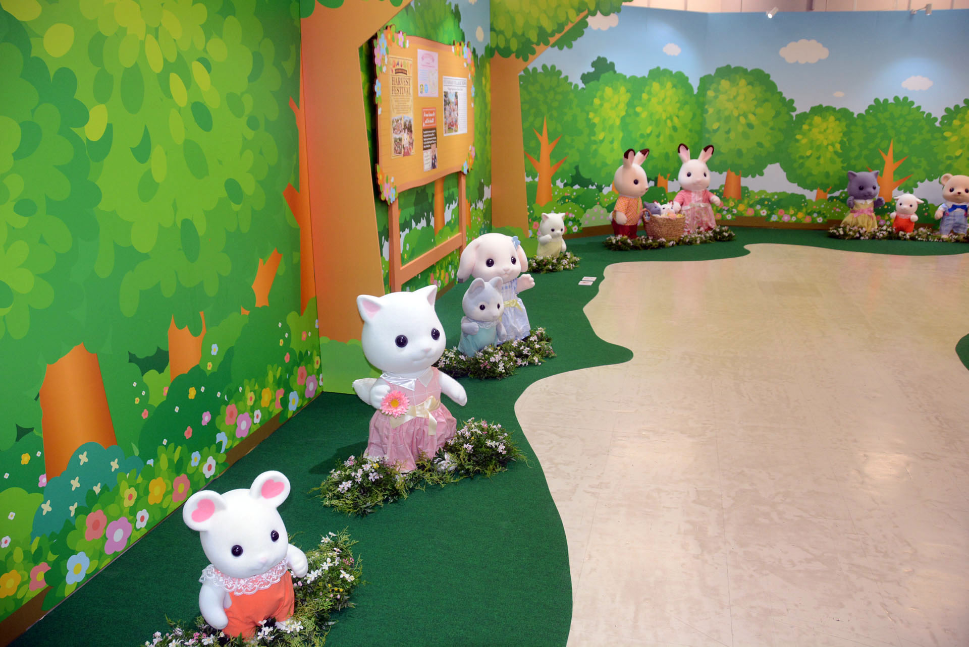 入り口ではシルバニア村の住人達が迎えてくれる