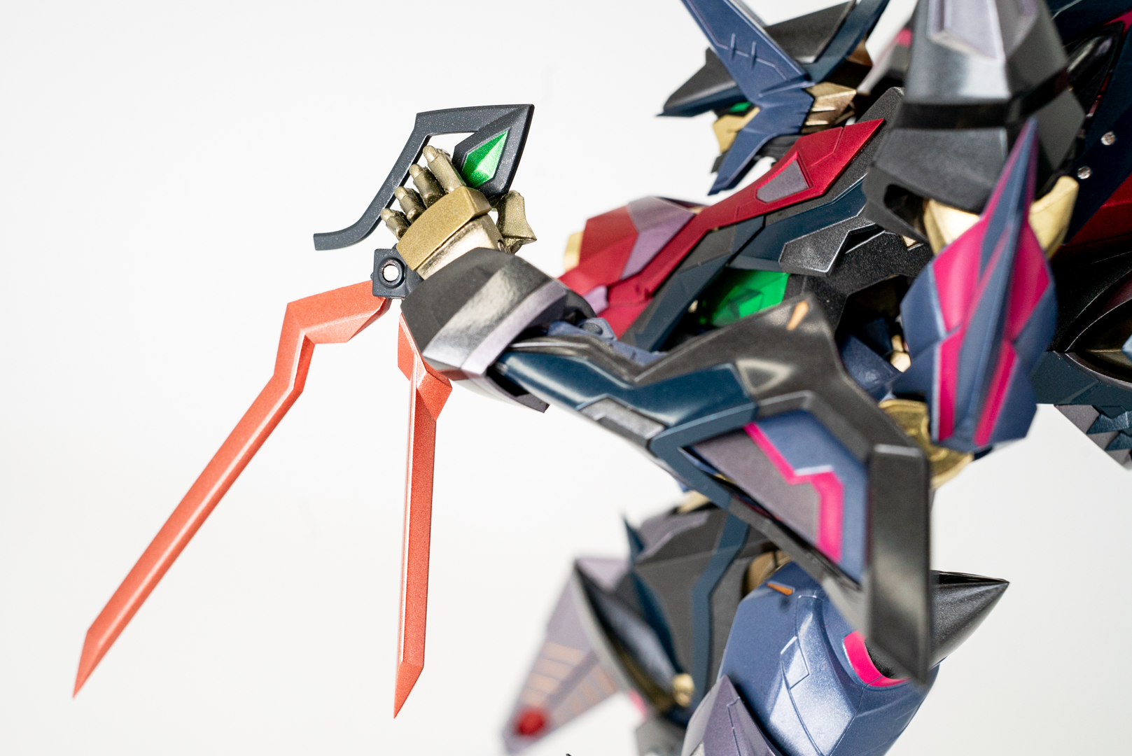 メーザーバイブレーションソードは開閉ギミックが楽しい