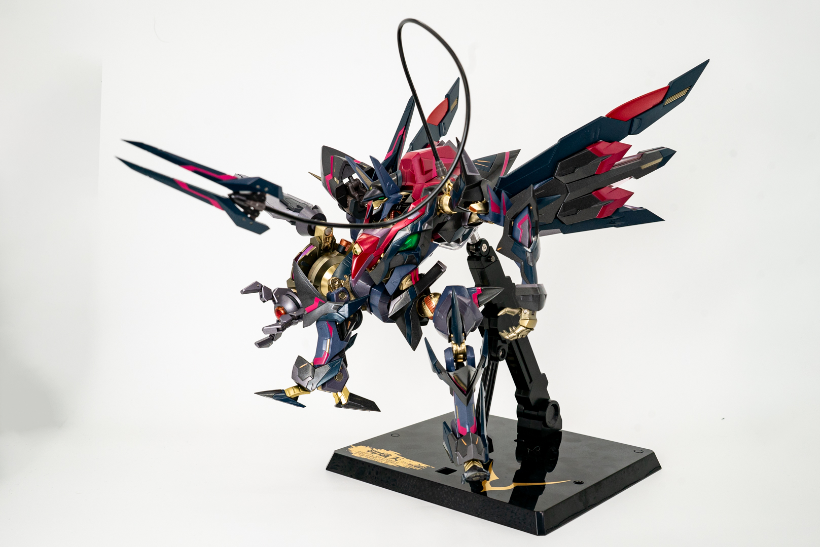 バックパックで本体を支えることも可能