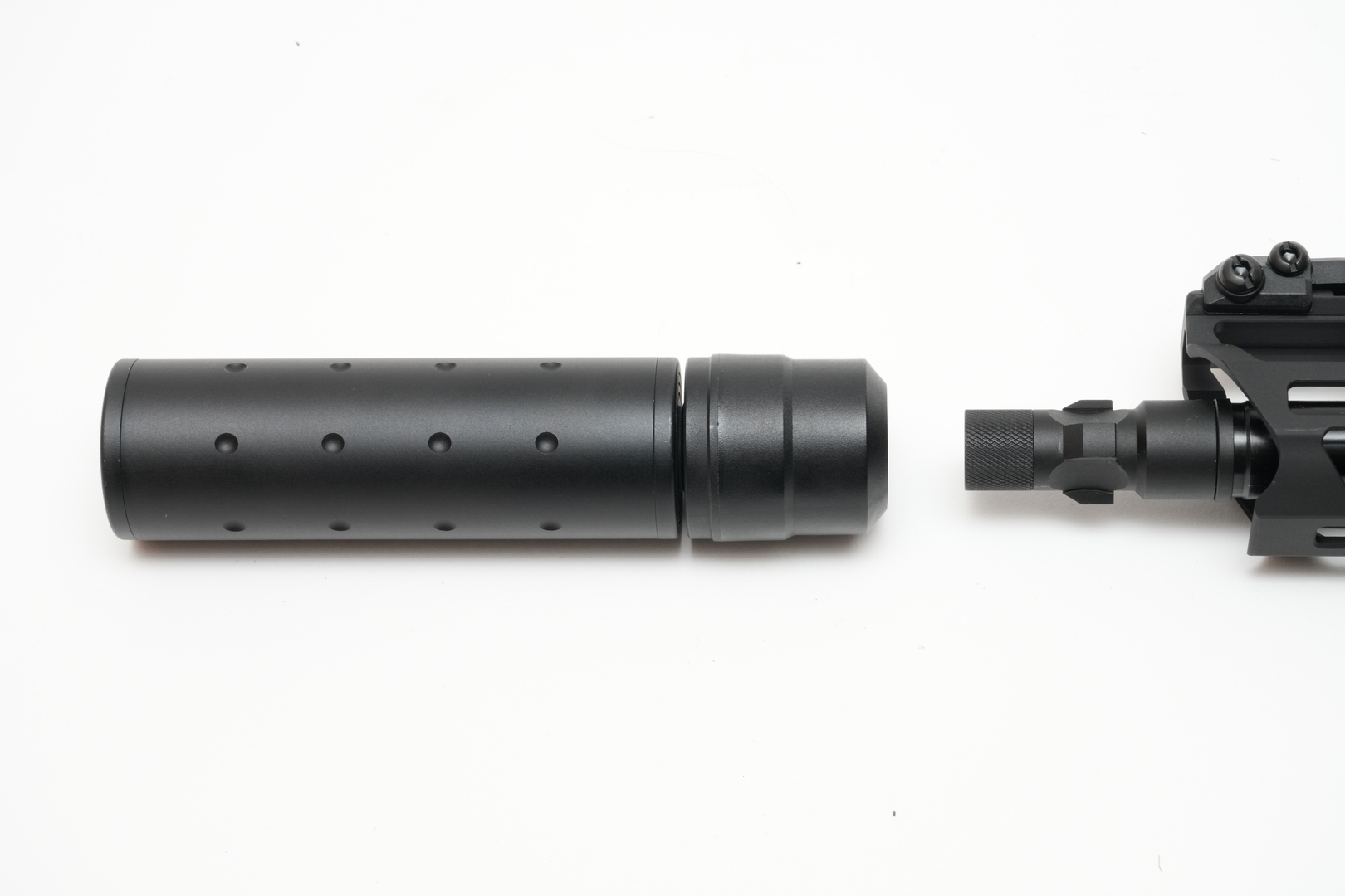 東京マルイの次世代「MP5 A5」に付属していた「3LUGマズルアダプター」は使用できなかった