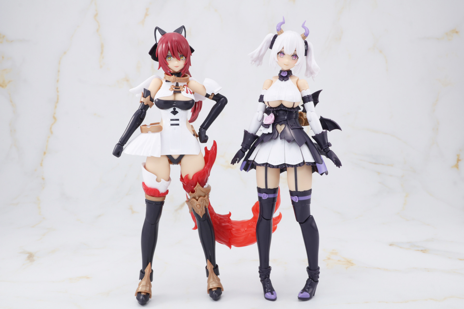 「ソフィエラ（ノーマルモード）」（右）と比較。