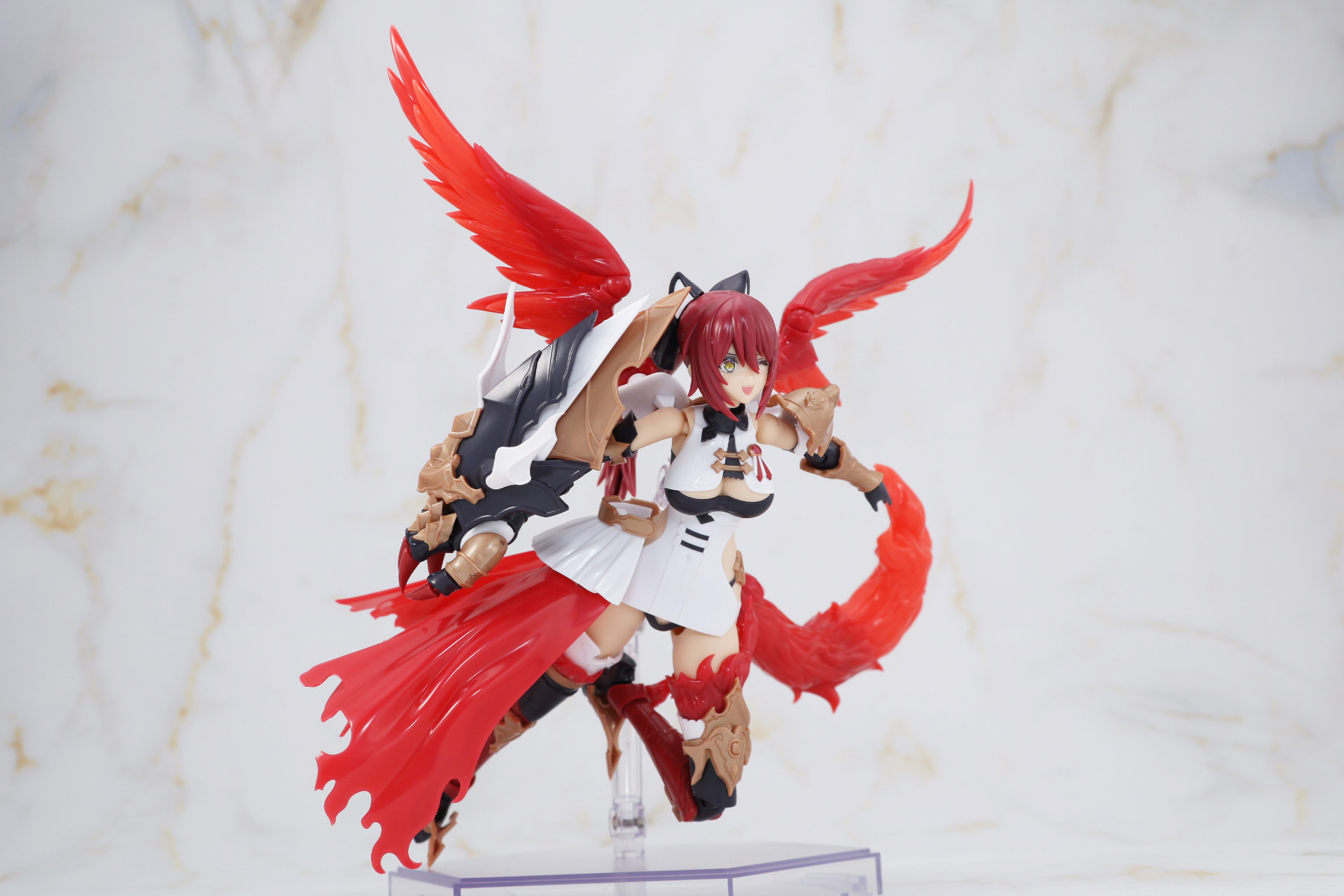 別売りの「ニューフライングベース」でのディスプレイも可能